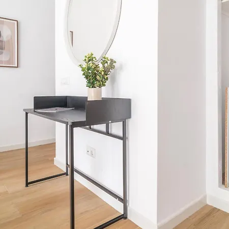 Apartment Sanders Lavender - Delightful Two-bedroom Downtown